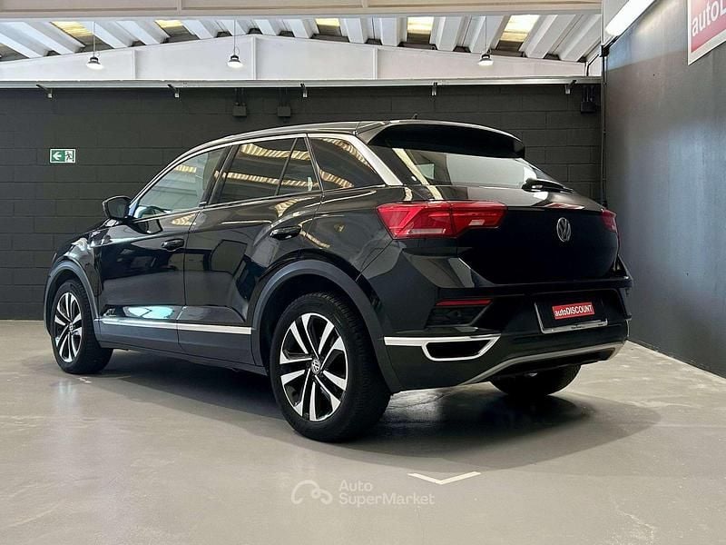 Usata VW T-Roc Advance 150 CV (110 kW) 2020 Nero SUV