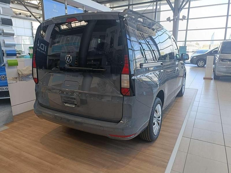 Nuova VW Caddy Maxi 102 CV (75 kW) 2026 Grigio puro Monovolume