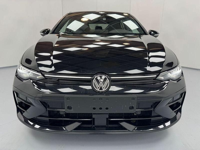 Usata VW Golf VIII Black Edition 333 CV (244 kW) 2025 Nero Utilitaria