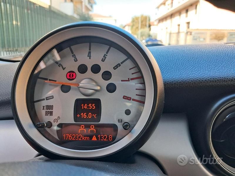 Usata Mini Cooper Chili 120 CV (88 kW) 2007 Rosso Utilitaria