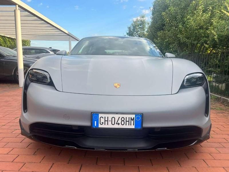 Usata Porsche Taycan 4S Cross Turismo 139 kW (190 CV) 2021 Grigio Berlina