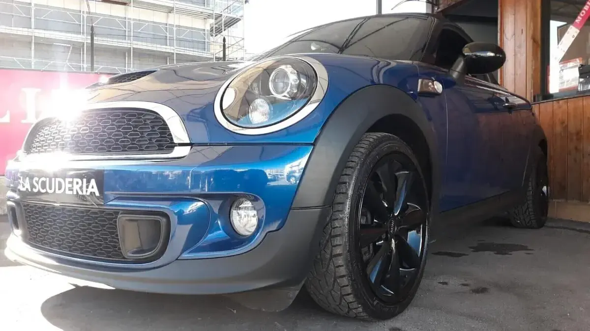 Usata Mini Cooper SD Roadster 183 CV (134 kW) 2014 Blu Cabrio