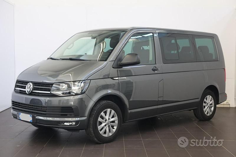 Grigio Usata 2020 VW Multivan Furgone | 38.900 € (Ottimo prezzo) - Immagine 1/4