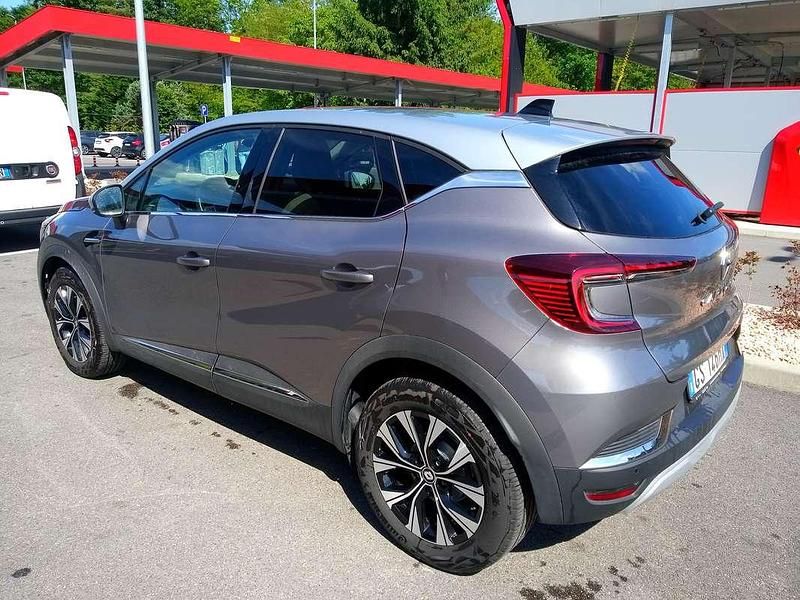 Occasion Renault Captur Techno 101 ch (74 kW) 2024 Gris SUV