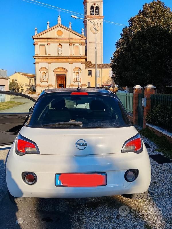 Usata Opel Adam 116 CV (85 kW) 2016 Bianco Utilitaria