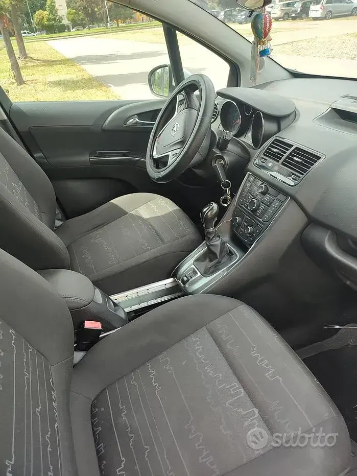Usata Opel Meriva 120 CV (88 kW) 2012 Bianco Monovolume