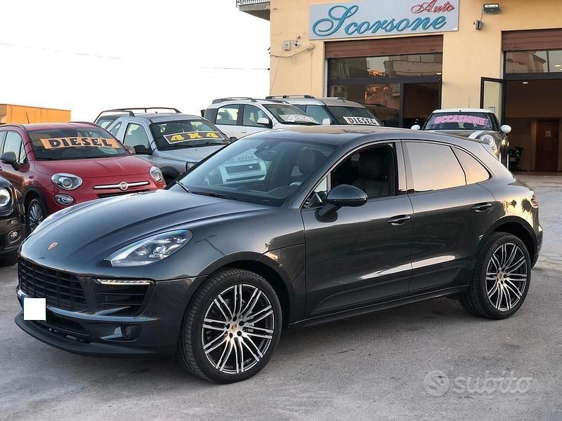 Usata Porsche Macan 253 CV (186 kW) 2018 Grigio SUV