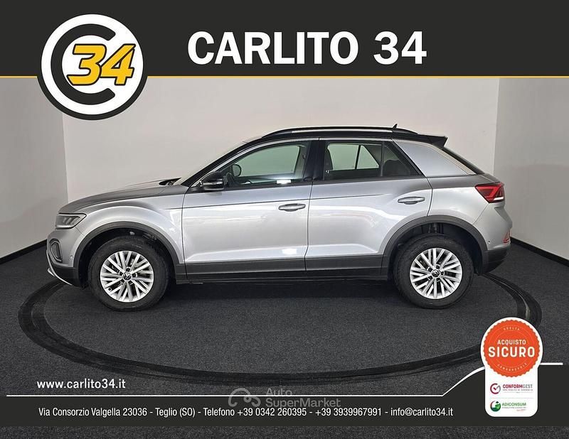 Usata VW T-Roc Life 150 CV (110 kW) 2022 Argento SUV