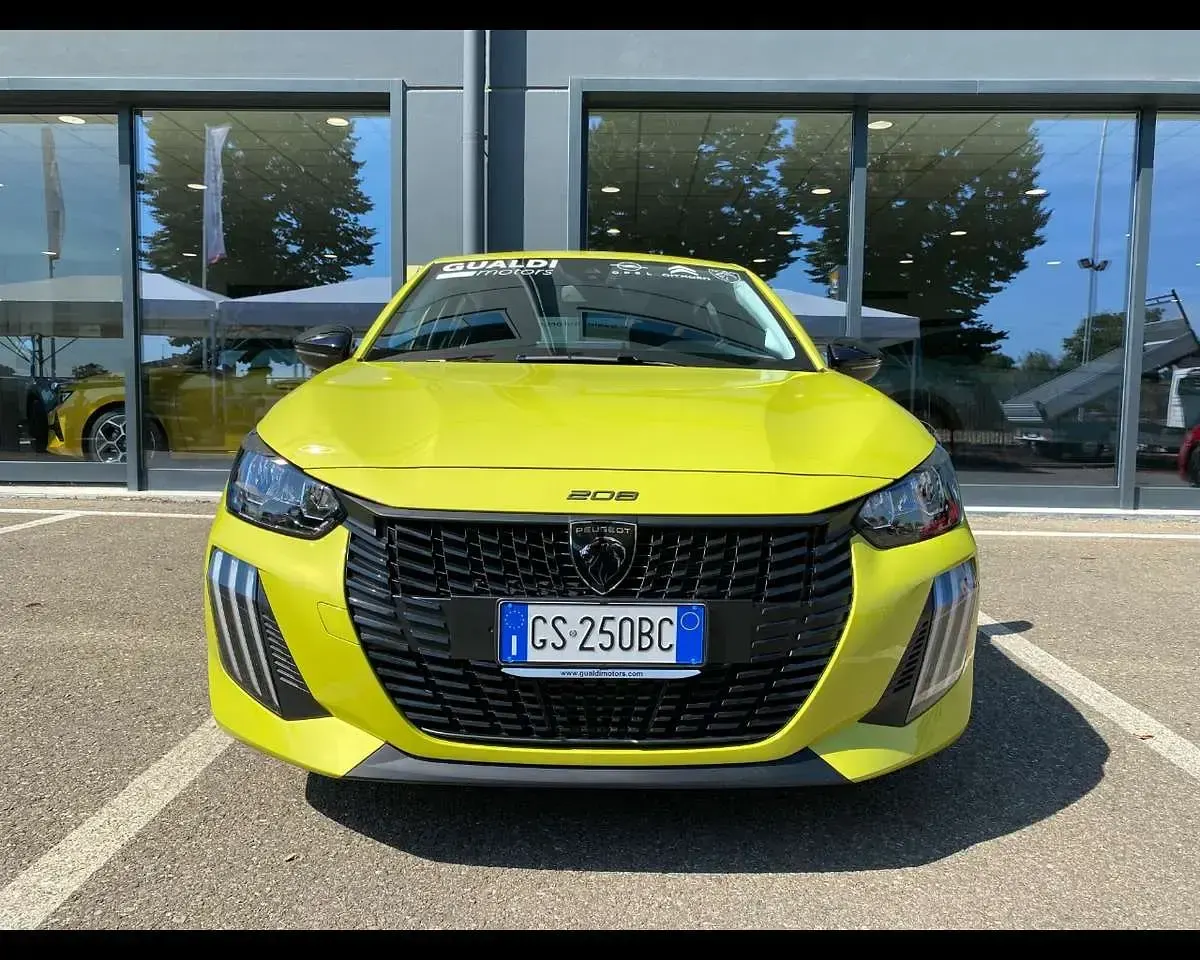 Nuova Peugeot 208 Style 101 CV (74 kW) 2026 Giallo agueda Utilitaria
