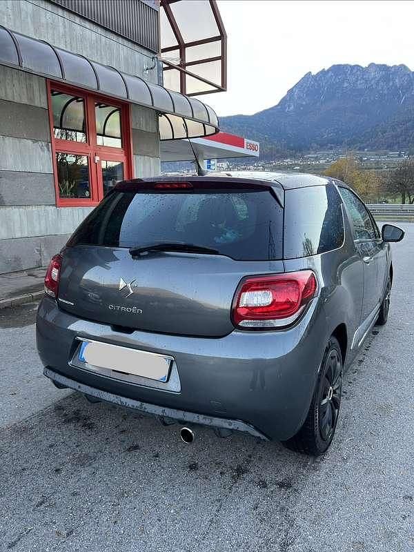 Usata Citroën DS3 Chic 95 CV (69 kW) 2012 Grigio Berlina