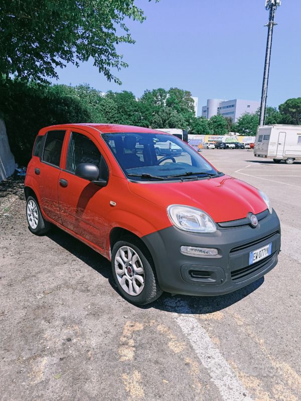 Usata Fiat Panda 85 CV (62 kW) 2014 Rosso Utilitaria