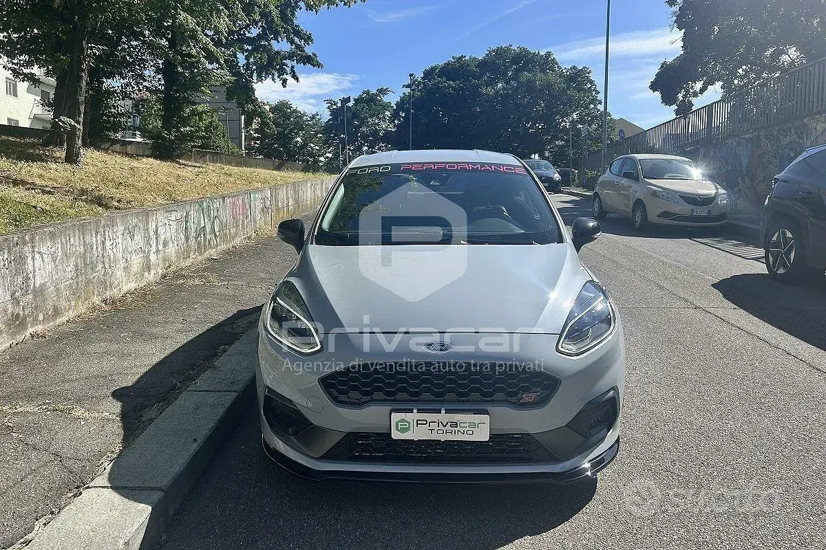 Usata Ford Fiesta ST 200 CV (147 kW) 2019 Grigio Utilitaria