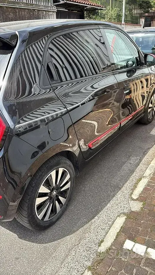 Usata Renault Twingo 65 CV (47 kW) 2024 Nero Utilitaria