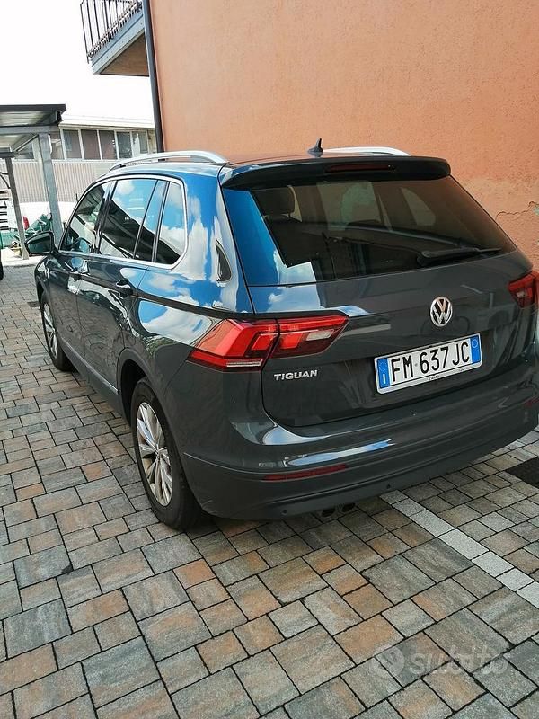Usata VW Tiguan Style 116 CV (85 kW) 2017 Grigio SUV