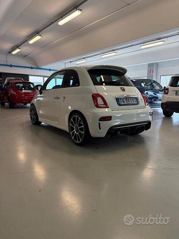 Usata Abarth 595 Turismo 165 CV (121 kW) 2017 Bianco Berlina