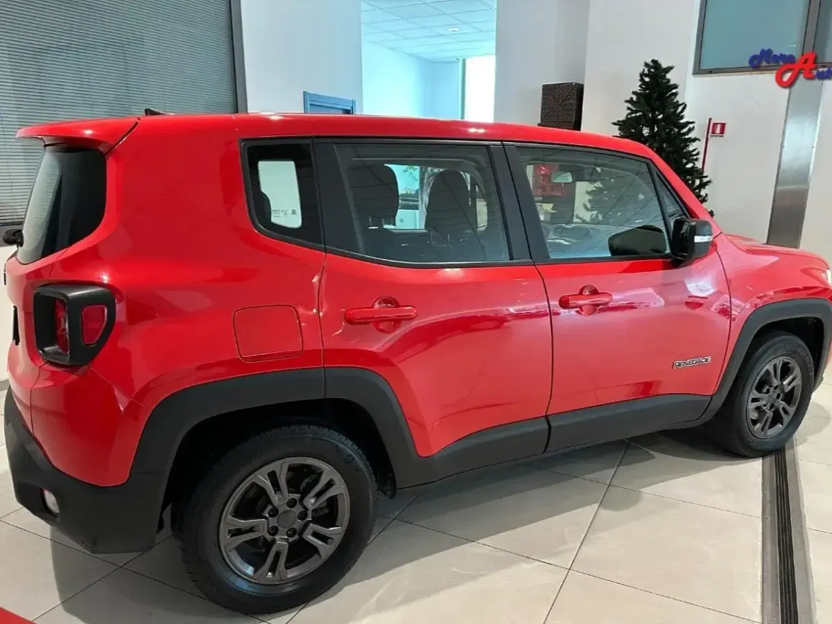 Usata Jeep Renegade Longitude 119 CV (87 kW) 2022 Rosso SUV