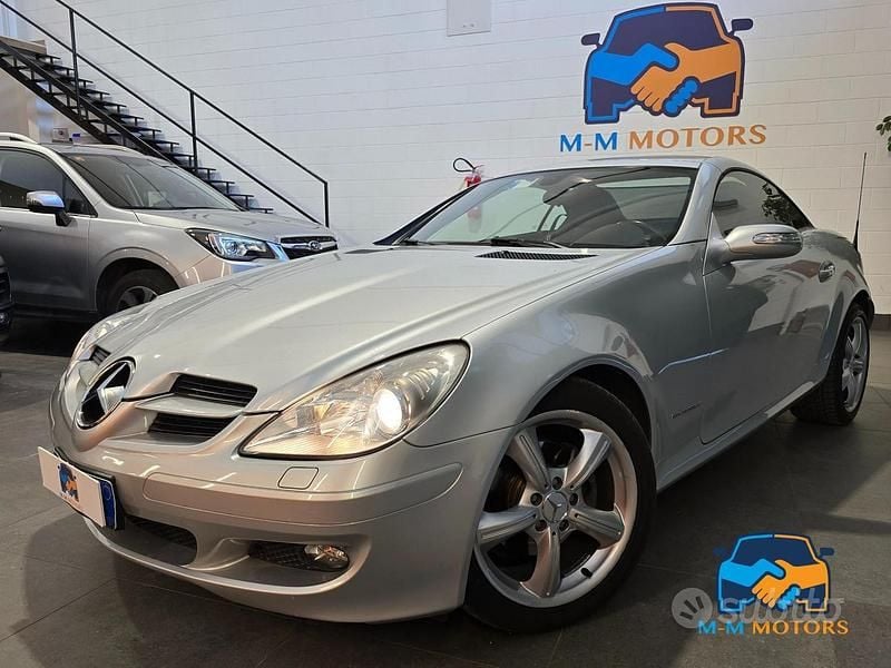 Usata Mercedes SLK200 163 CV (119 kW) 2005 Grigio Cabrio