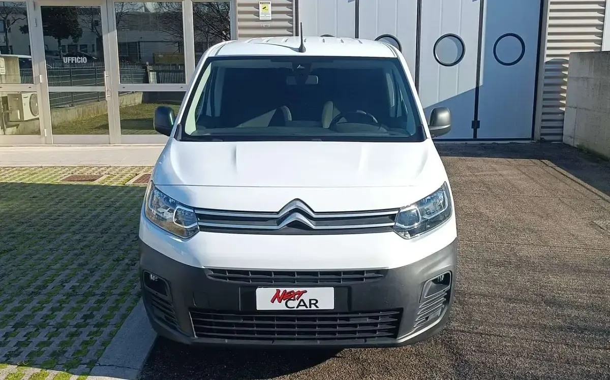 Usata Citroën Berlingo 102 CV (75 kW) 2021 Bianco Monovolume