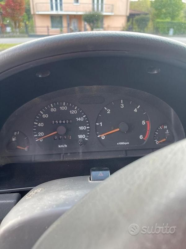 Usata Suzuki Vitara 68 CV (50 kW) 2010 SUV