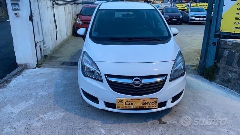 Bianco Usata 2014 Opel Meriva Cosmo Monovolume | 5499 € (Buon prezzo) - Immagine 1/4
