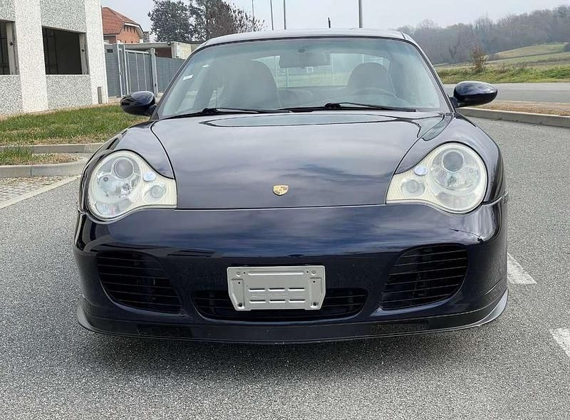 Usata Porsche 911 Carrera 4 320 CV (235 kW) 2002 Coupé