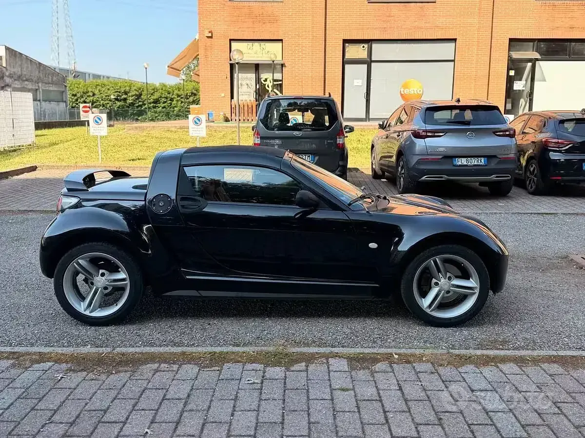 Usata Smart Roadster 82 CV (60 kW) 2003 Nero Cabrio