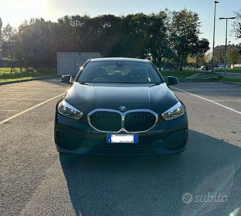 Usata BMW 116 Advantage 116 CV (85 kW) 2020 Nero Utilitaria