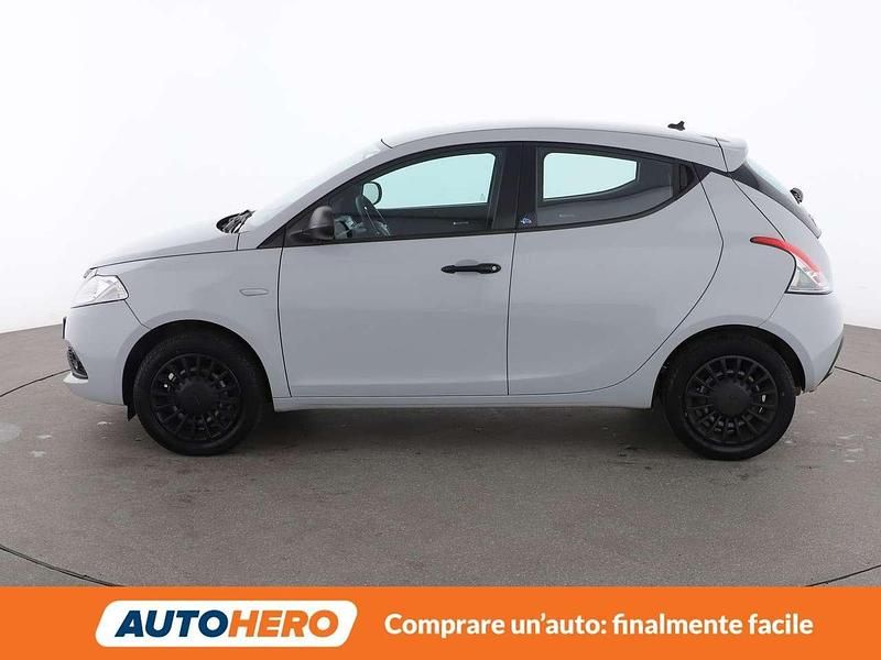 Usata Lancia Ypsilon S 70 CV (51 kW) 2020 Grigio Utilitaria