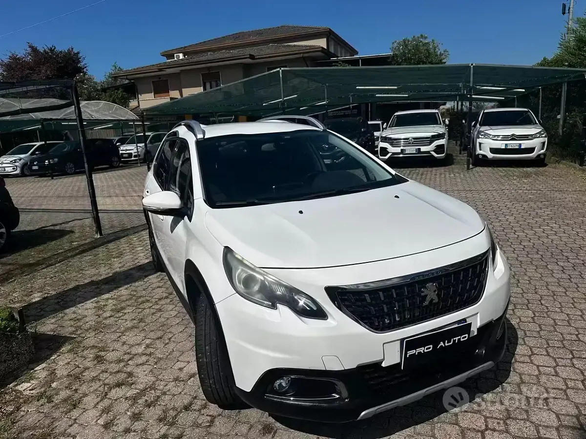 Usata Peugeot 2008 GT-line 99 CV (72 kW) 2016 Bianco SUV