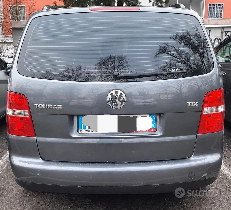 Usata VW Touran 105 CV (77 kW) 2006 Grigio Monovolume