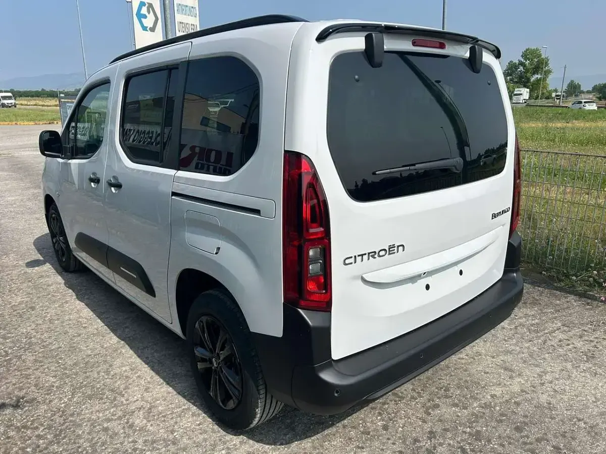 Nuova Citroën Berlingo Start 102 CV (75 kW) 2025 Bianco Monovolume