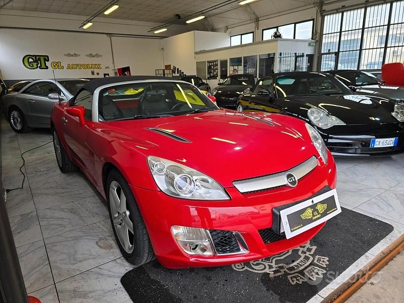 Usata Opel GT 264 CV (194 kW) 2009 Rosso Cabrio