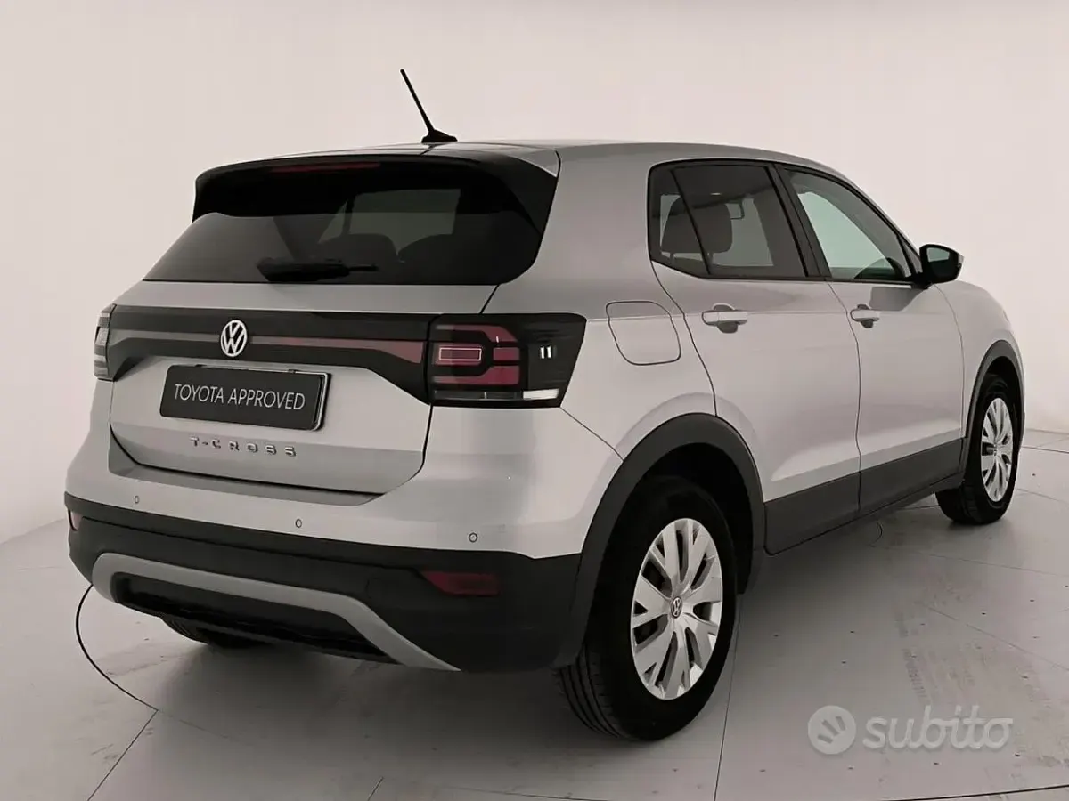 Usata VW T-Cross Style 95 CV (69 kW) 2019 Argento SUV