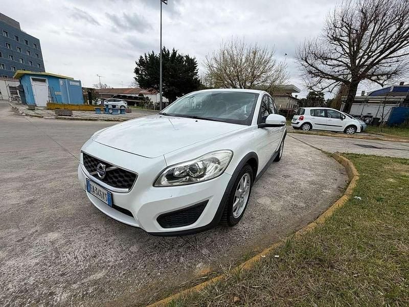 Usata Volvo C30 Summum 101 CV (74 kW) 2010 Utilitaria
