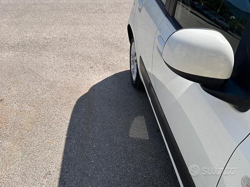 Usata Fiat Panda 95 CV (69 kW) 2017 Bianco Utilitaria