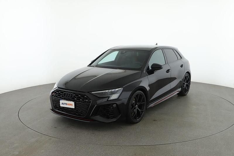 Usata Audi RS3 Sportback Ambiente 400 CV (294 kW) 2023 Nero Utilitaria