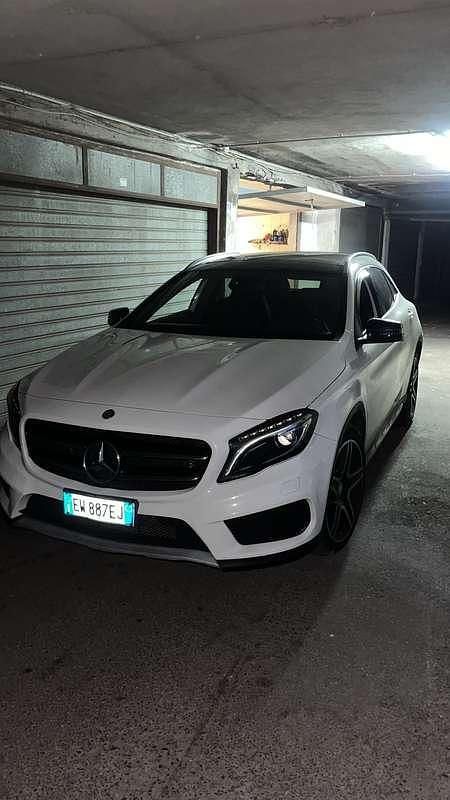 Begagnad Mercedes GLA220 Premium 170 HK (125 kW) 2014 SUV