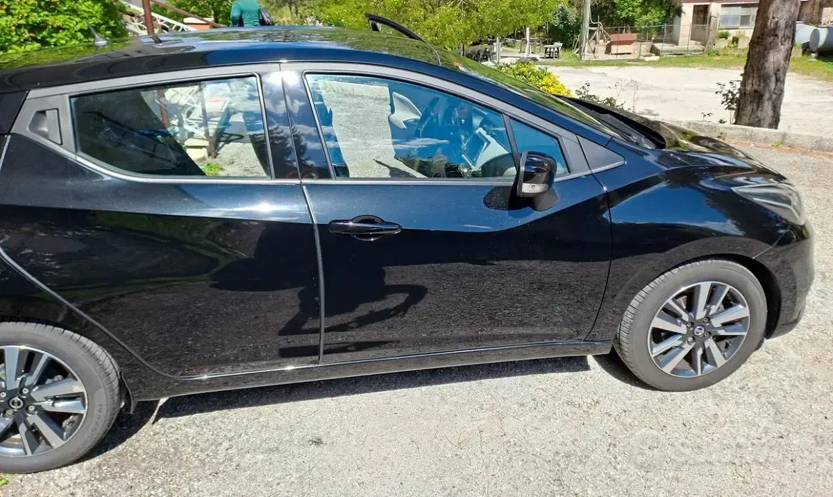 Usata Nissan Micra 71 CV (52 kW) 2017 Nero Utilitaria