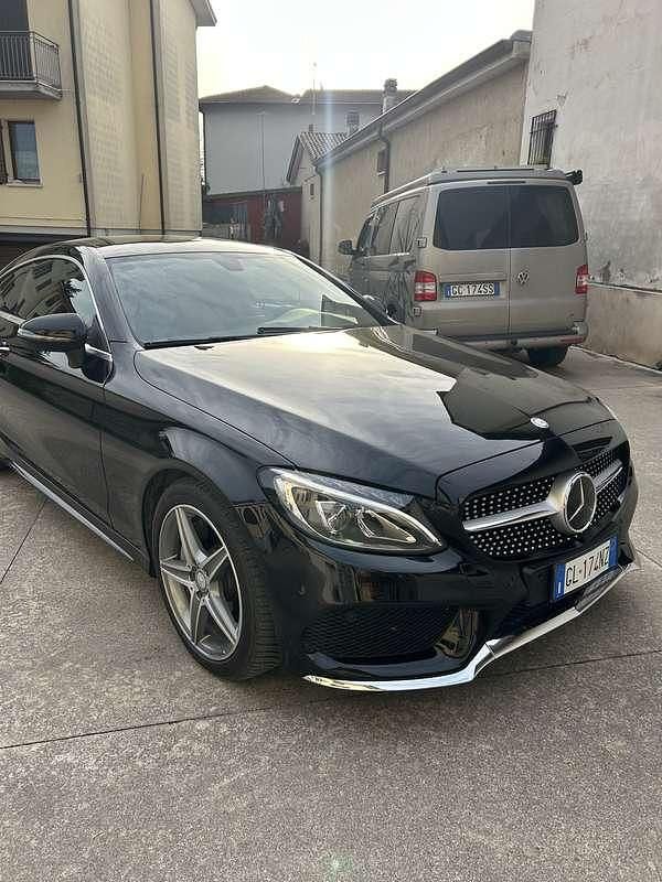 Usata Mercedes C300 Premium Plus 245 CV (180 kW) 2017 Coupé