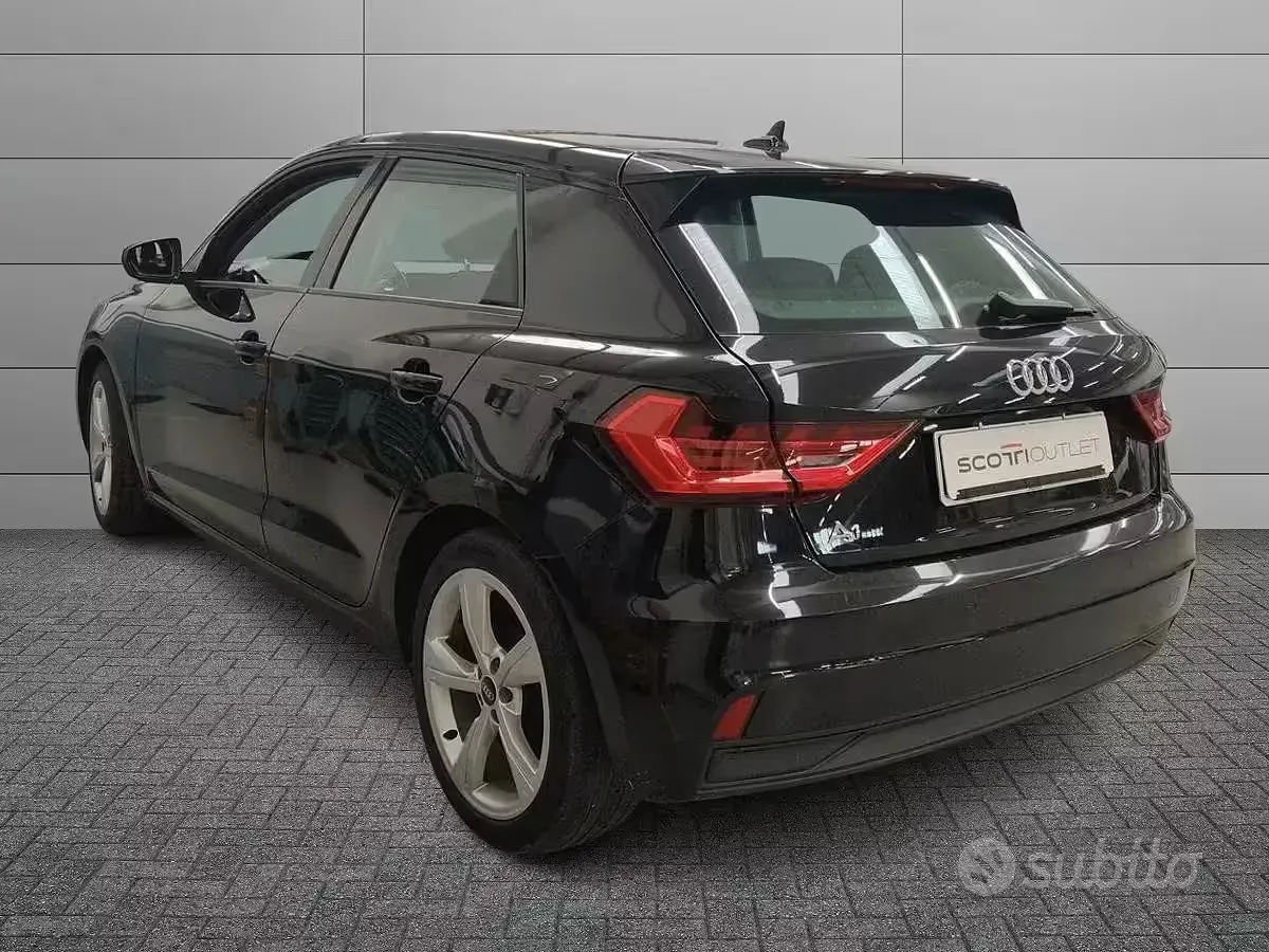 Usata Audi A1 Sportback Admired 95 CV (69 kW) 2021 Nero Utilitaria