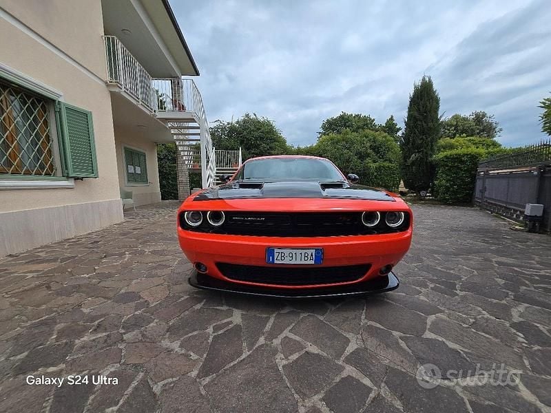 Usata Dodge Challenger 2018 Rosso Coupé