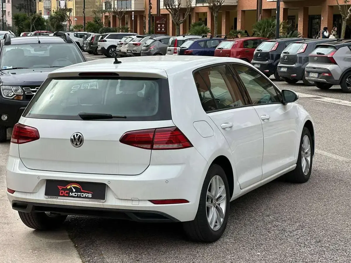 Usata VW Golf VII Business 116 CV (85 kW) 2020 Bianco Berlina