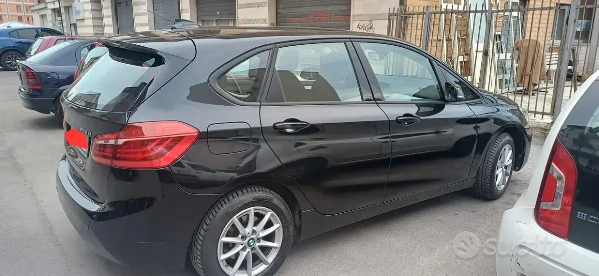 Usata BMW 216 Active Tourer 116 CV (85 kW) 2018 Nero Monovolume