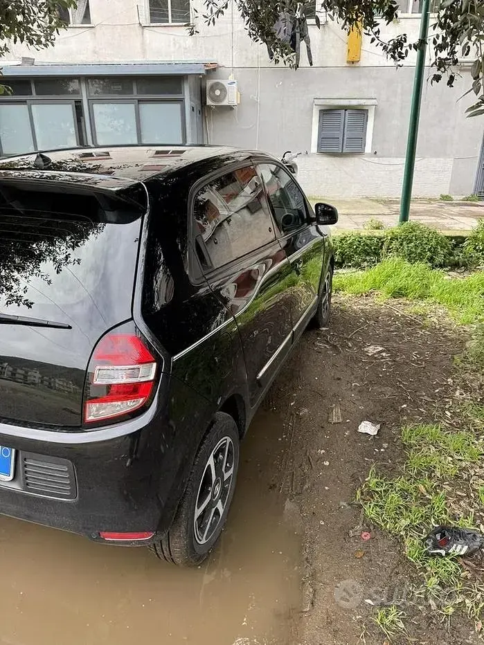 Usata Renault Twingo 90 CV (66 kW) 2023 Nero Utilitaria