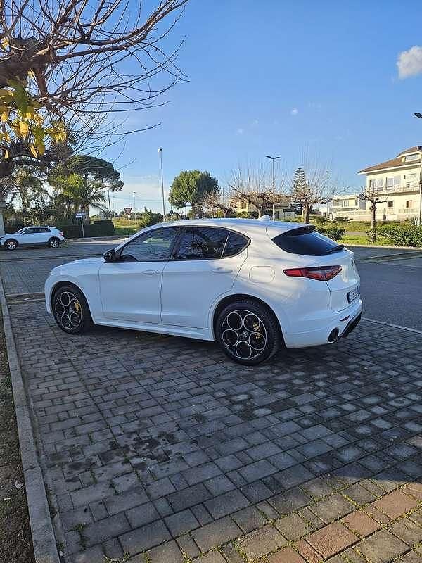 Usata Alfa Romeo Stelvio Super 190 CV (139 kW) 2018 SUV