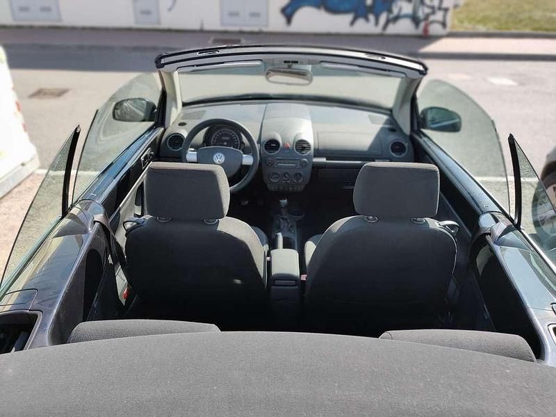 Usata VW New Beetle 105 CV (77 kW) 2007 Utilitaria