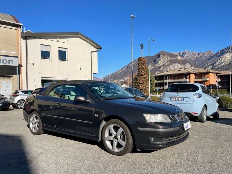 Usata Saab 9-3 Cabriolet Vector 175 CV (128 kW) 2004 Marrone Cabrio