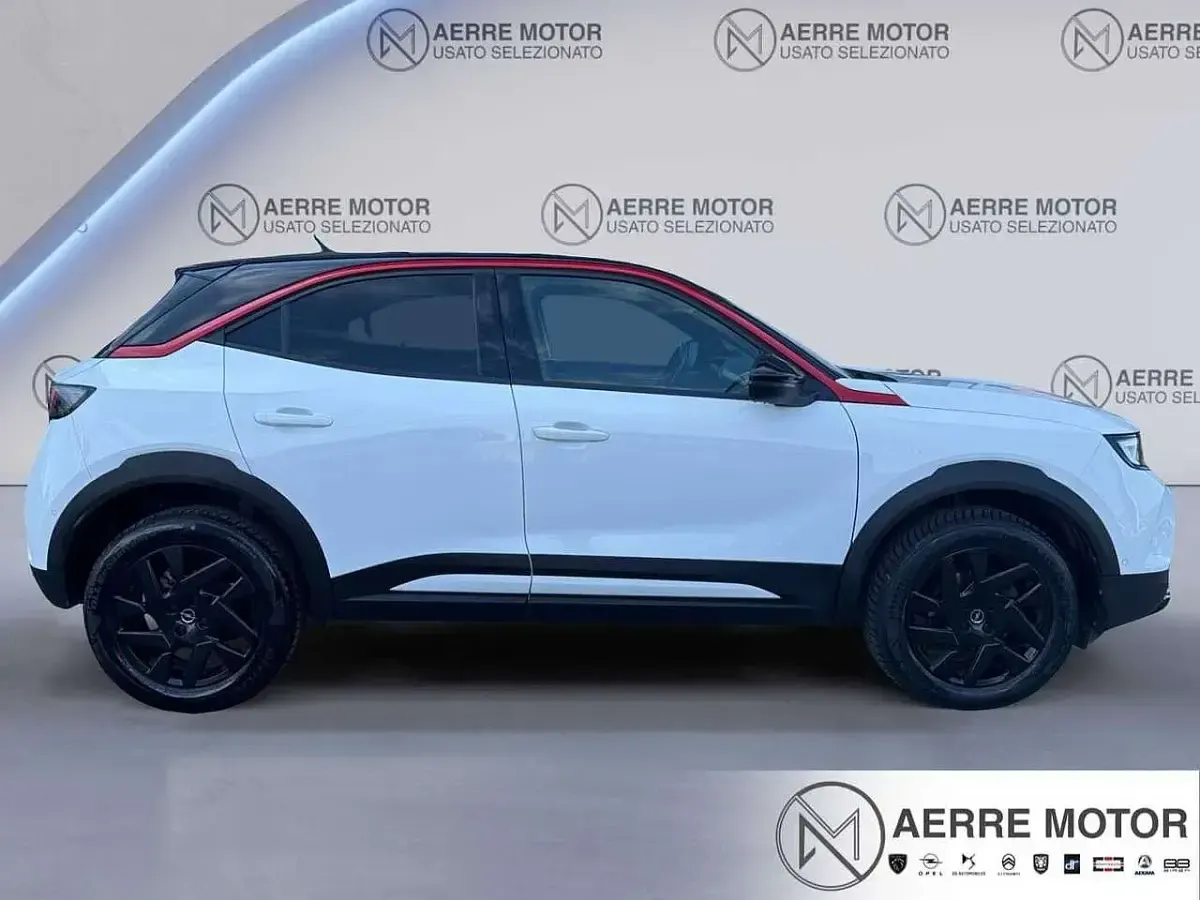 Usata Opel Mokka GS Line 131 CV (96 kW) 2022 Bianco SUV