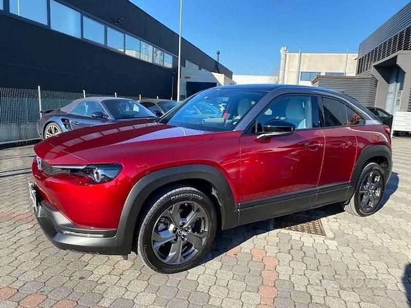 Usata Mazda MX30 Exclusive 80 kW (110 CV) 2021 Multitone soul red crystal SUV