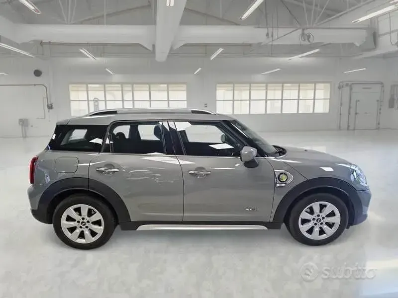 Usata Mini Cooper Countryman Business 125 CV (91 kW) 2021 Grigio SUV